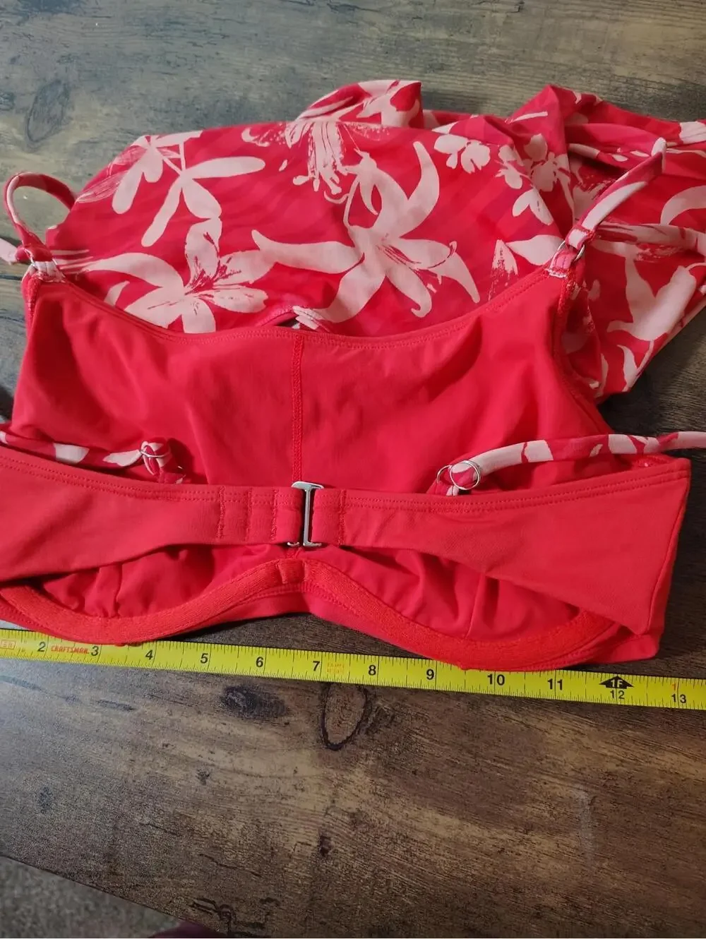 Athleta Tankini Bathing Suit Swim Top Size 32D/DD Floral Underwire Adjustabl Red